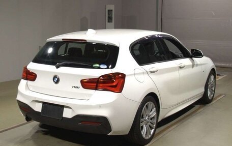 BMW 1 серия, 2015 год, 1 750 000 рублей, 38 фотография