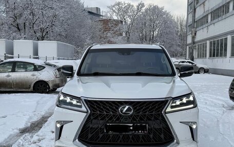 Lexus LX III, 2016 год, 8 100 000 рублей, 3 фотография