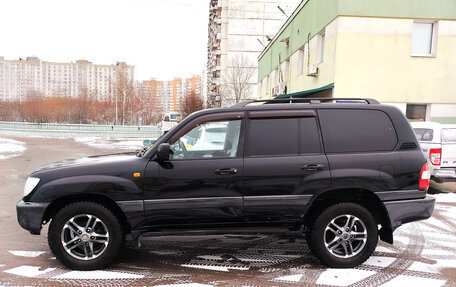 Toyota Land Cruiser 100 рестайлинг 2, 2006 год, 1 850 000 рублей, 16 фотография