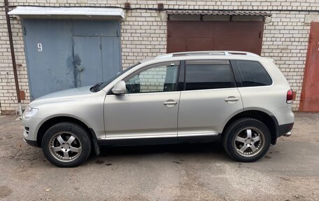 Volkswagen Touareg III, 2009 год, 1 300 000 рублей, 4 фотография