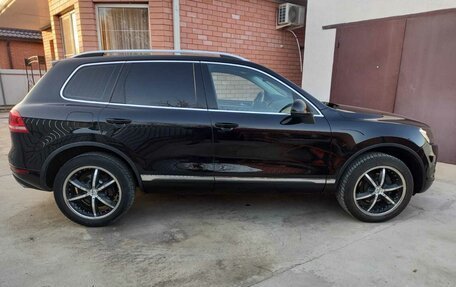 Volkswagen Touareg III, 2011 год, 1 800 000 рублей, 9 фотография