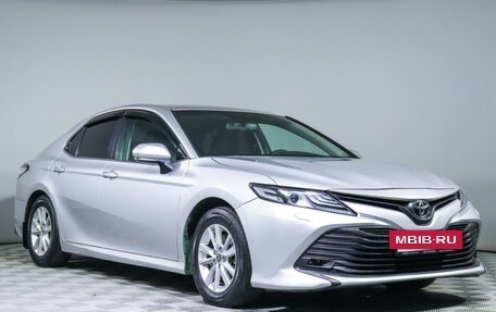 Toyota Camry, 2019 год, 2 049 000 рублей, 3 фотография