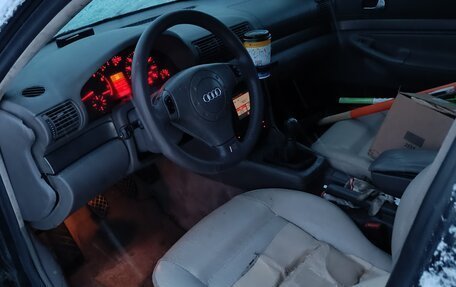 Audi A4, 1999 год, 500 000 рублей, 7 фотография