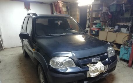 Chevrolet Niva I рестайлинг, 2011 год, 530 000 рублей, 11 фотография