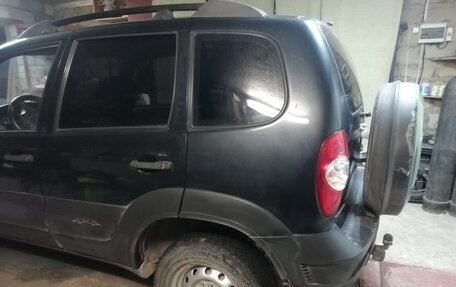 Chevrolet Niva I рестайлинг, 2011 год, 530 000 рублей, 15 фотография