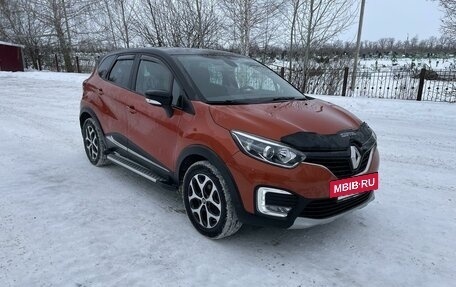 Renault Kaptur I рестайлинг, 2017 год, 1 290 000 рублей, 8 фотография