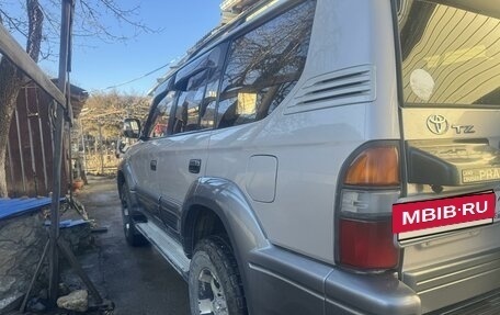 Toyota Land Cruiser Prado 90 рестайлинг, 1997 год, 1 300 000 рублей, 6 фотография