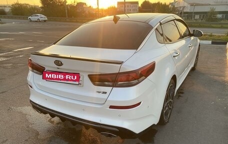 KIA Optima IV, 2018 год, 1 900 000 рублей, 2 фотография