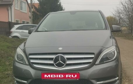 Mercedes-Benz B-Класс, 2012 год, 145 000 рублей, 2 фотография