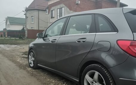 Mercedes-Benz B-Класс, 2012 год, 145 000 рублей, 6 фотография