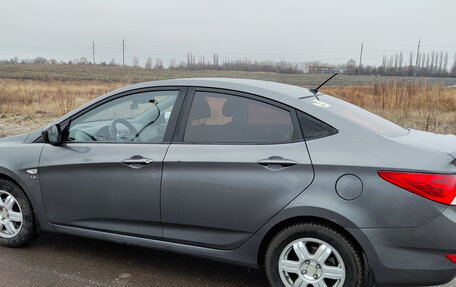 Hyundai Solaris II рестайлинг, 2012 год, 915 000 рублей, 4 фотография