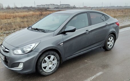 Hyundai Solaris II рестайлинг, 2012 год, 915 000 рублей, 6 фотография