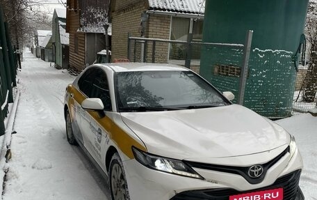 Toyota Camry, 2019 год, 1 999 999 рублей, 19 фотография