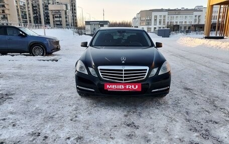 Mercedes-Benz E-Класс, 2011 год, 2 250 000 рублей, 7 фотография