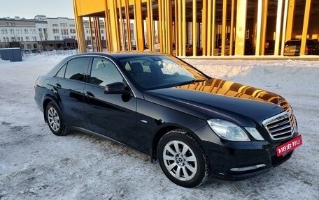 Mercedes-Benz E-Класс, 2011 год, 2 250 000 рублей, 26 фотография