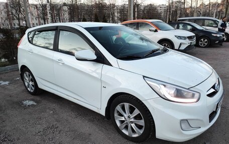 Hyundai Solaris II рестайлинг, 2013 год, 1 050 000 рублей, 7 фотография