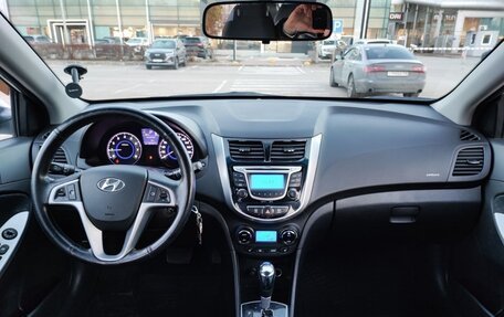 Hyundai Solaris II рестайлинг, 2013 год, 1 050 000 рублей, 11 фотография