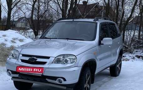 Chevrolet Niva I рестайлинг, 2010 год, 560 000 рублей, 13 фотография