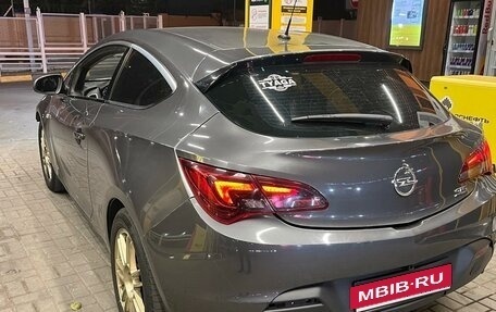 Opel Astra J, 2012 год, 800 000 рублей, 2 фотография