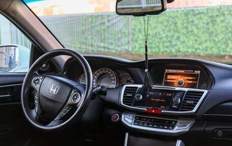 Honda Accord IX рестайлинг, 2013 год, 1 800 000 рублей, 13 фотография