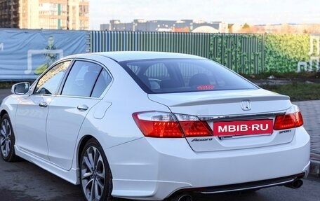 Honda Accord IX рестайлинг, 2013 год, 1 800 000 рублей, 5 фотография