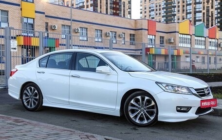 Honda Accord IX рестайлинг, 2013 год, 1 800 000 рублей, 14 фотография