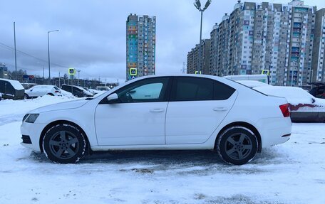 Skoda Octavia, 2017 год, 1 820 000 рублей, 2 фотография