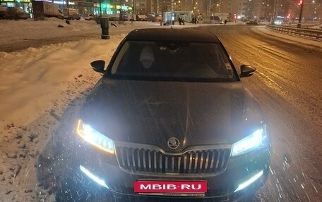 Skoda Superb III рестайлинг, 2019 год, 2 680 000 рублей, 6 фотография