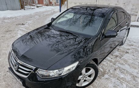 Honda Accord VIII рестайлинг, 2011 год, 1 750 000 рублей, 2 фотография