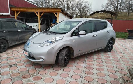 Nissan Leaf I, 2012 год, 900 000 рублей, 11 фотография