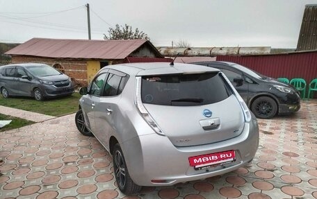 Nissan Leaf I, 2012 год, 900 000 рублей, 10 фотография