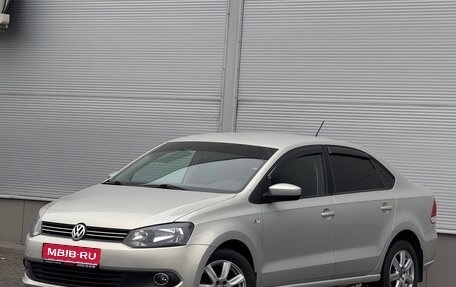 Volkswagen Polo VI (EU Market), 2013 год, 897 000 рублей, 1 фотография