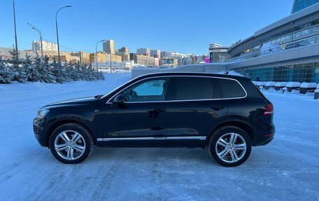 Volkswagen Touareg III, 2010 год, 2 950 000 рублей, 2 фотография