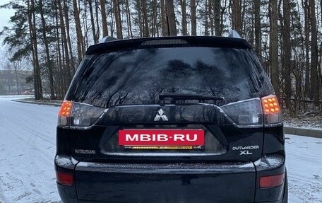 Mitsubishi Outlander III рестайлинг 3, 2008 год, 1 135 000 рублей, 4 фотография