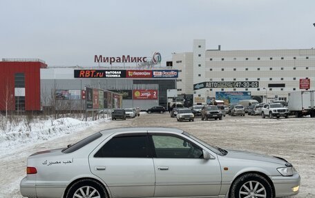 Toyota Camry, 2000 год, 650 000 рублей, 4 фотография