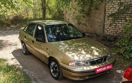 Daewoo Nexia I рестайлинг, 2004 год, 105 000 рублей, 1 фотография