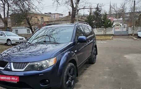 Mitsubishi Outlander III рестайлинг 3, 2008 год, 1 190 000 рублей, 2 фотография