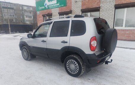 Chevrolet Niva I рестайлинг, 2017 год, 695 000 рублей, 4 фотография