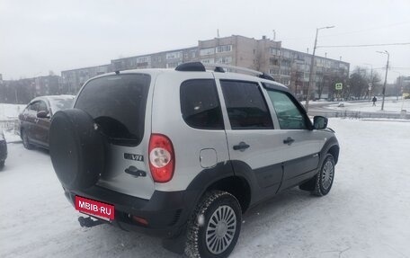 Chevrolet Niva I рестайлинг, 2017 год, 695 000 рублей, 3 фотография