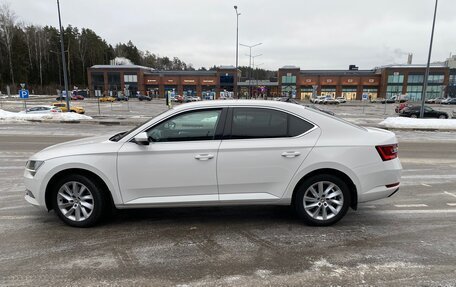 Skoda Superb III рестайлинг, 2019 год, 2 190 000 рублей, 2 фотография