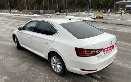 Skoda Superb III рестайлинг, 2019 год, 2 190 000 рублей, 4 фотография