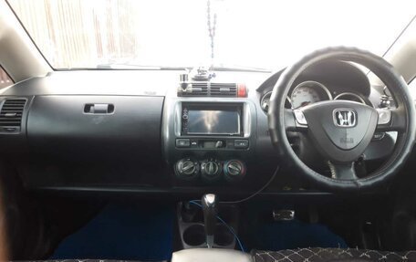 Honda Fit III, 2003 год, 450 000 рублей, 3 фотография