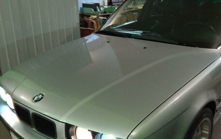 BMW 5 серия, 1988 год, 1 000 000 рублей, 14 фотография