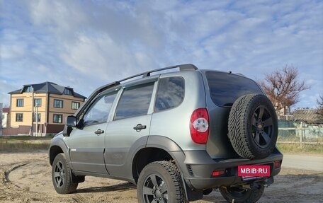 Chevrolet Niva I рестайлинг, 2012 год, 835 000 рублей, 2 фотография