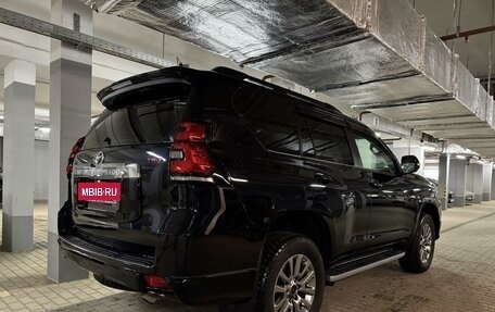 Toyota Land Cruiser Prado 150 рестайлинг 2, 2019 год, 5 800 000 рублей, 4 фотография