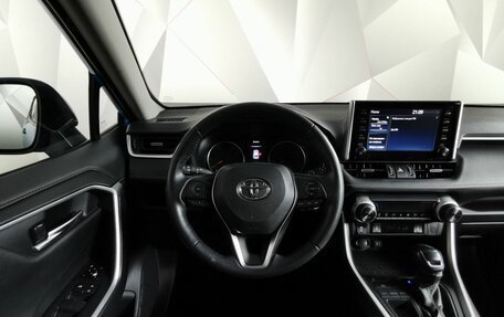 Toyota RAV4, 2020 год, 2 929 700 рублей, 15 фотография