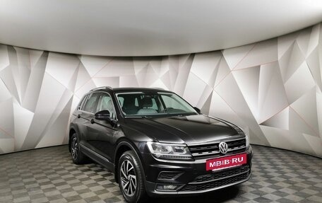 Volkswagen Tiguan II, 2018 год, 2 497 000 рублей, 3 фотография