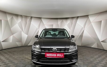 Volkswagen Tiguan II, 2018 год, 2 497 000 рублей, 7 фотография