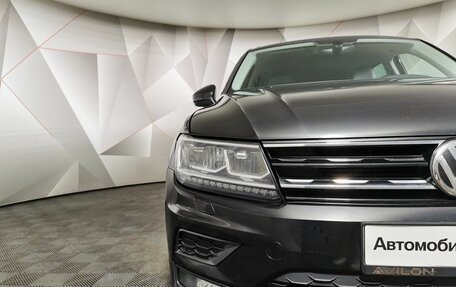 Volkswagen Tiguan II, 2018 год, 2 497 000 рублей, 18 фотография