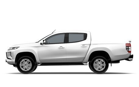 Mitsubishi L200 IV рестайлинг, 2023 год, 5 650 000 рублей, 5 фотография